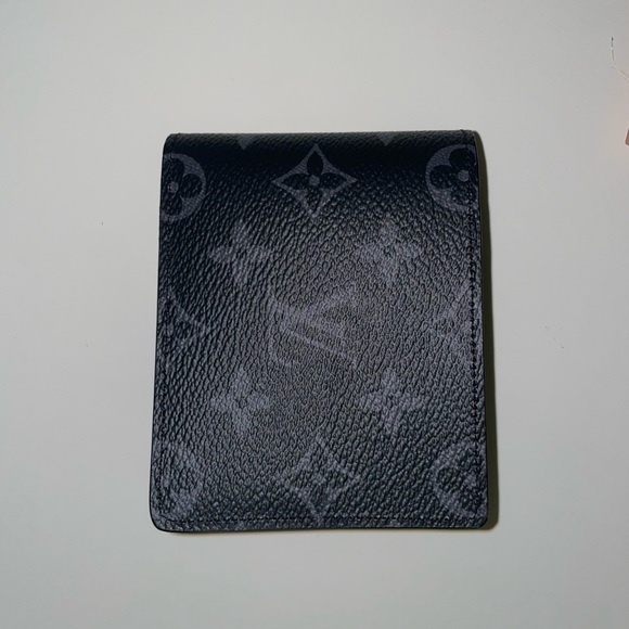 Louis Vuitton man wallet - Picture 2 of 4
